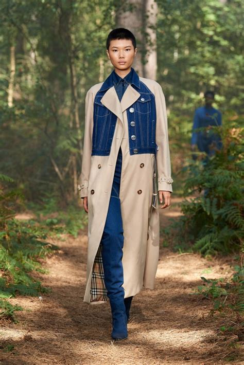 burberry 2021 ss|Burberry runway 2021.